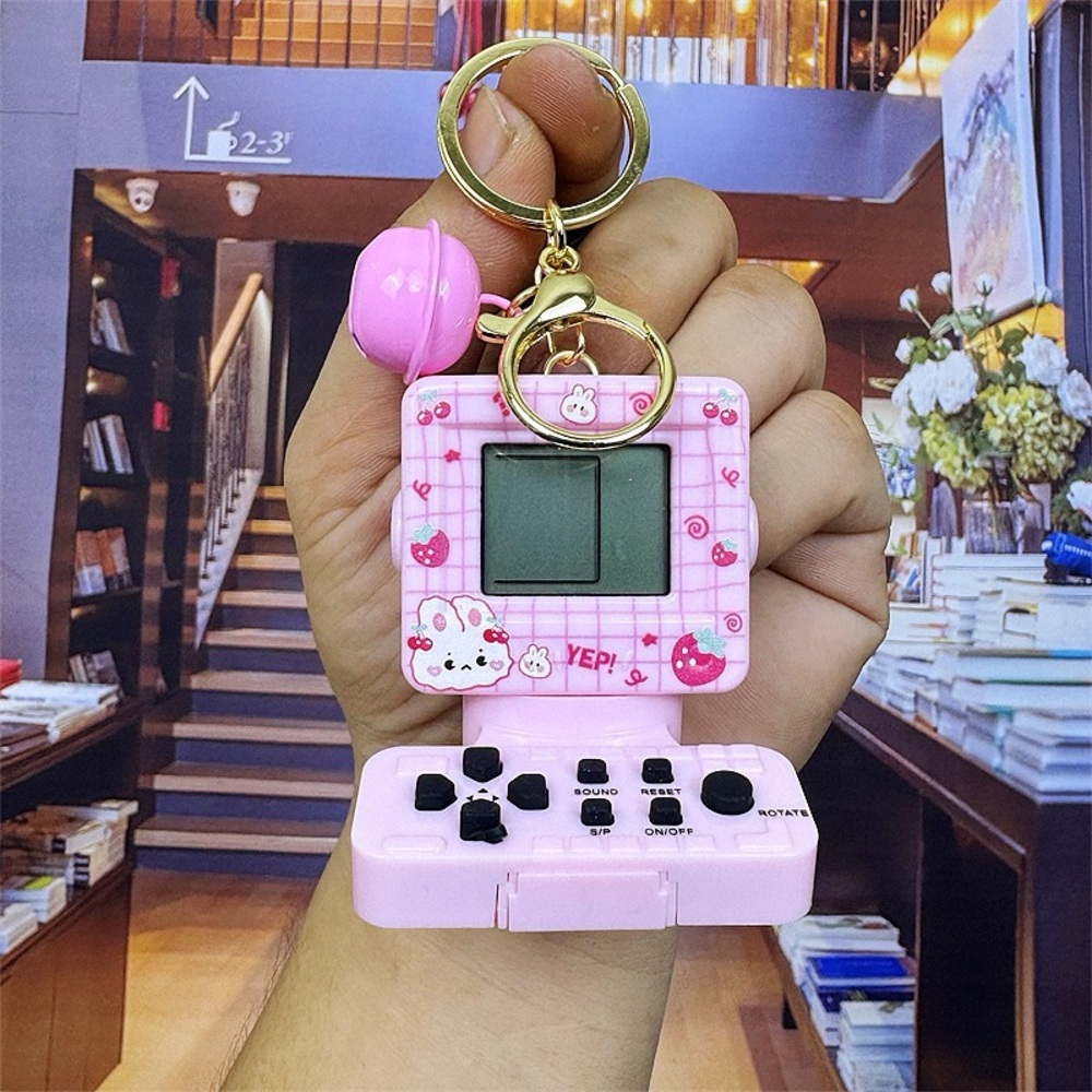 1 pc Mini Retro Game Keychain - Picture 6 of 10